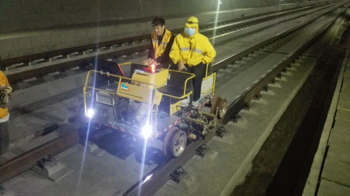 preparations for rail flaw detection 